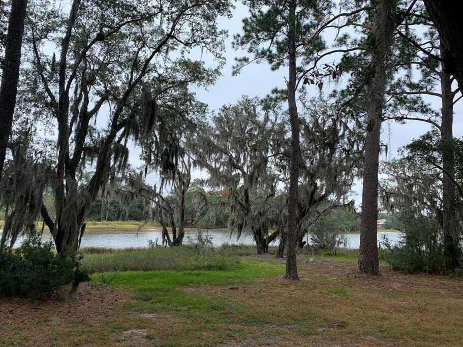 Entire Home! Waterfront And Trail-Backing! Beaufort Buitenkant foto